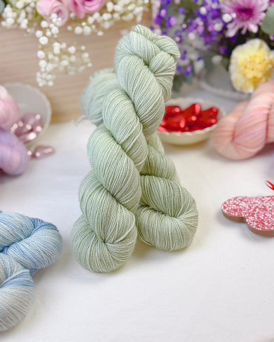 Loves Me Like I'm Brand New