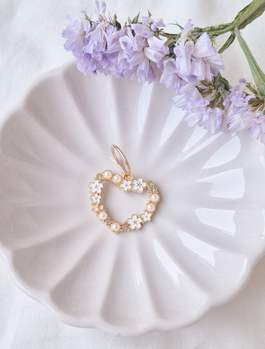 Heart Wreath Stitch Marker White