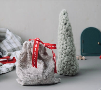 Based Design x Knittingforafriend StjerneJuletre